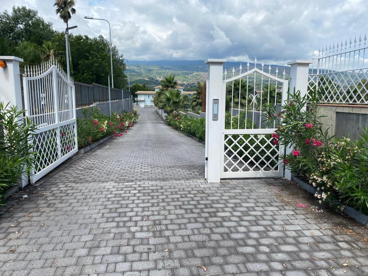 Artaleammare Villa Фондакело Екстериор снимка